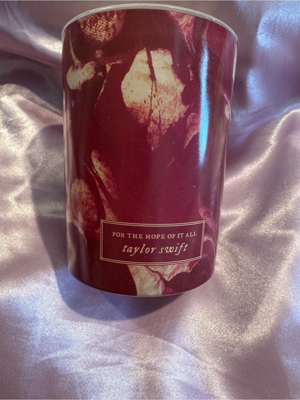 Taylor Swift For The Hope Of It All Candle - Picture 2 of 4